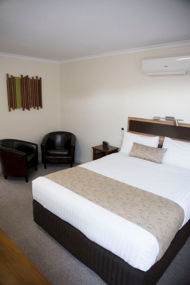 Charleville Motel Екстериор снимка